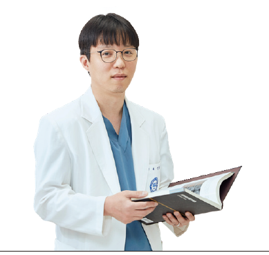 <아침 혈압 상승과 망막정맥폐쇄> 연구자. 안과 신용운 교수